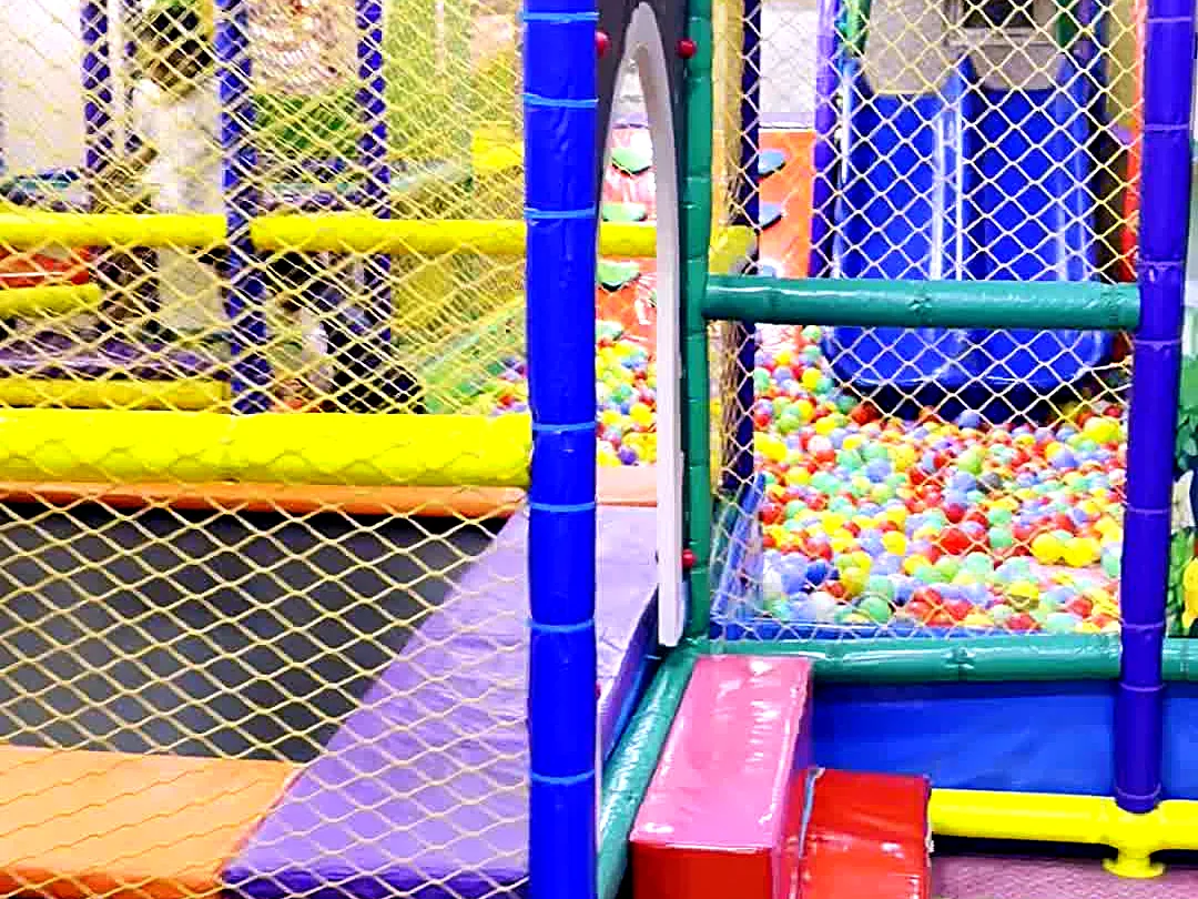 Soft play tunnels at Yey Kidzarea